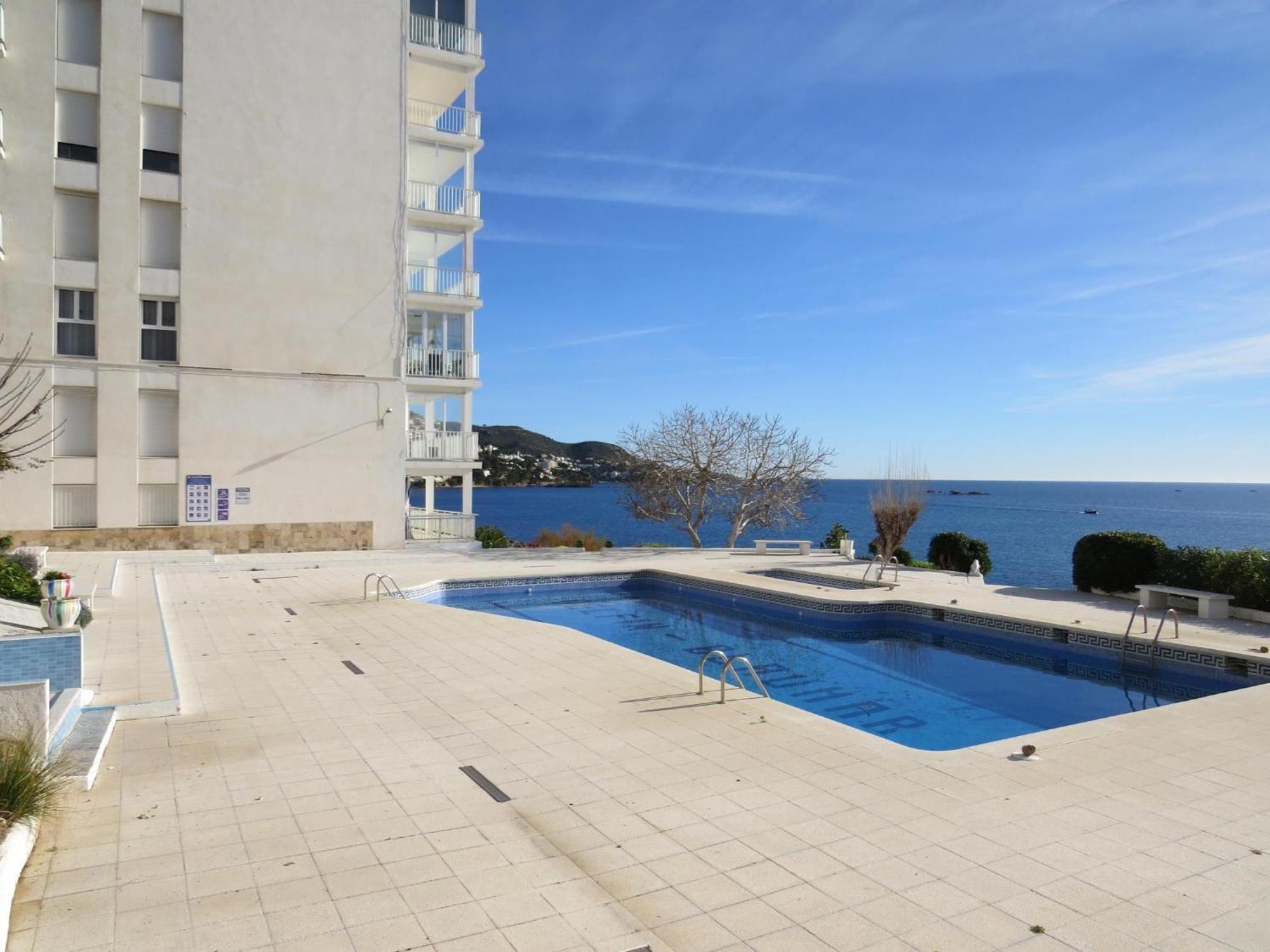 Delfin 7d Apartment Roses
